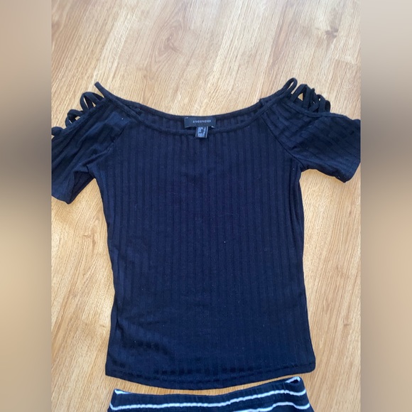 Top & skirt - Picture 4 of 4